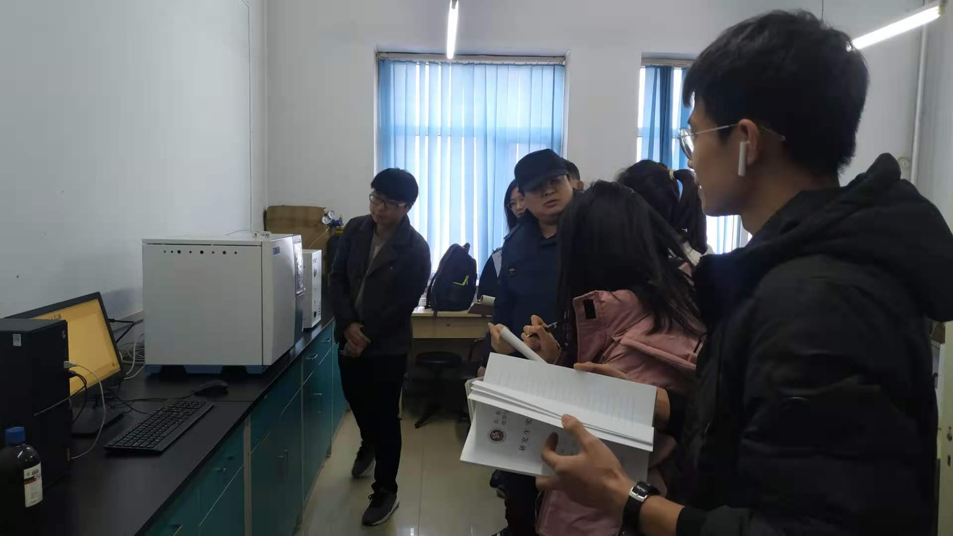 �����L(ch��ng)��**������W(xu��)���b��Ӗ�F��(ch��ng)